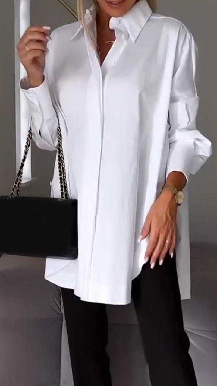Camisa blanca con solapa y apertura