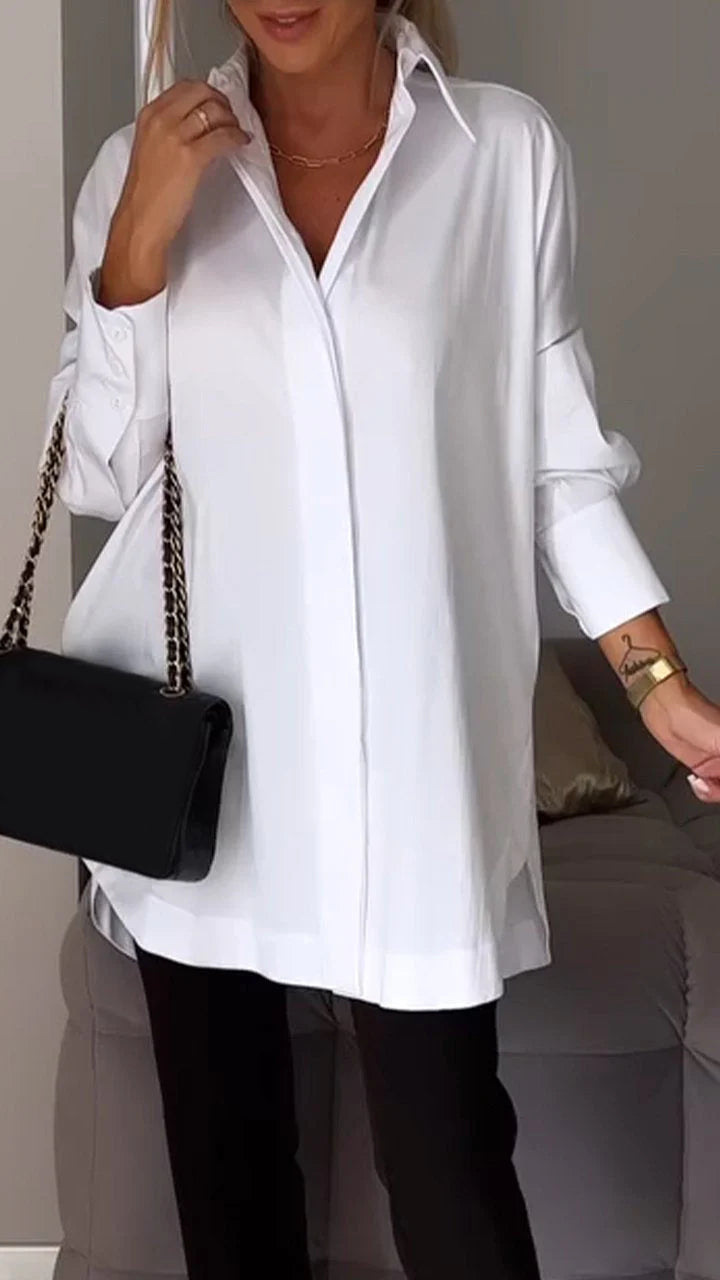 Camisa blanca con solapa y apertura