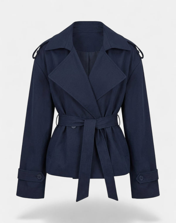 Cortavientos con cordones.