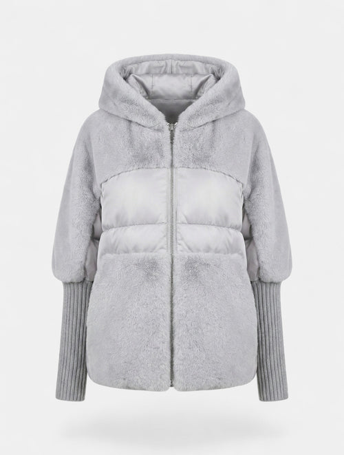 Abrigo Raina con Capucha