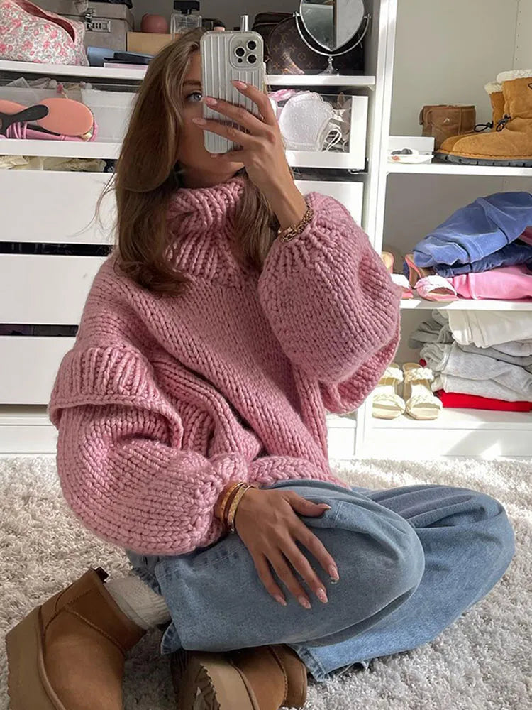 KAROLINA WINTER SWEATER